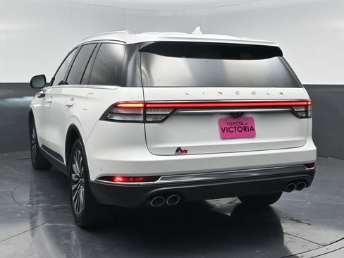 Used 2023 Lincoln Aviator Reserve w/ Equipment Group 201A image 18
