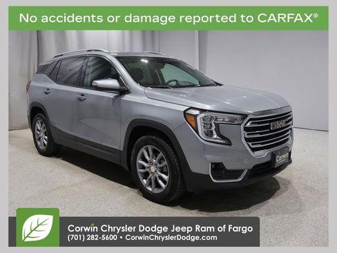 Used 2024 GMC Terrain SLT AWD/4WD image 1