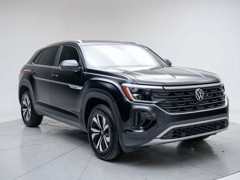 Used 2024 Volkswagen Atlas Cross Sport SE image 15
