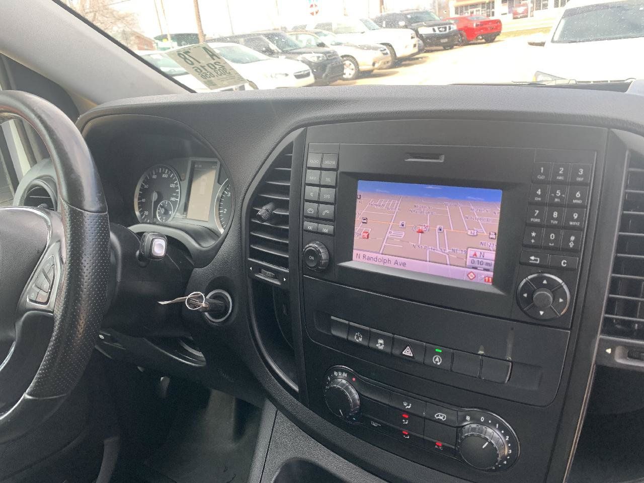 Used 2016 Mercedes-Benz Metris image 18