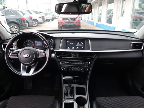 Used 2020 Kia Optima S FWD image 11