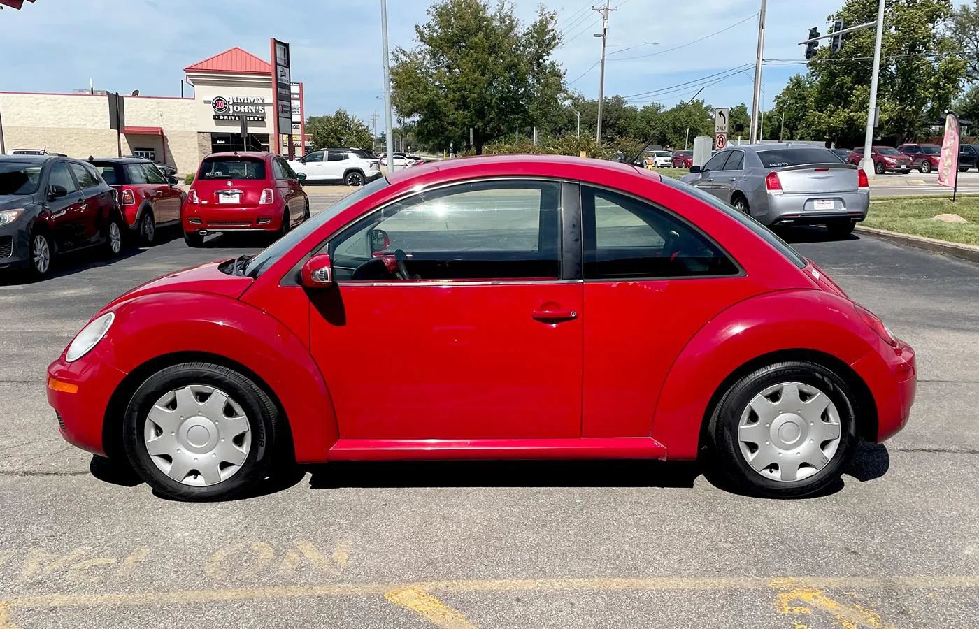 Used 2010 Volkswagen Beetle Coupe FWD image 3