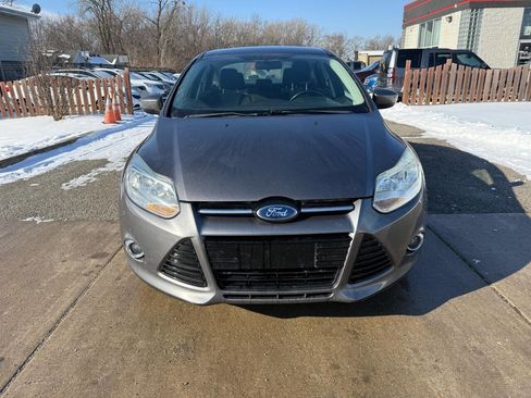 Used 2012 Ford Focus SE w/ SE Sport Pkg image 19
