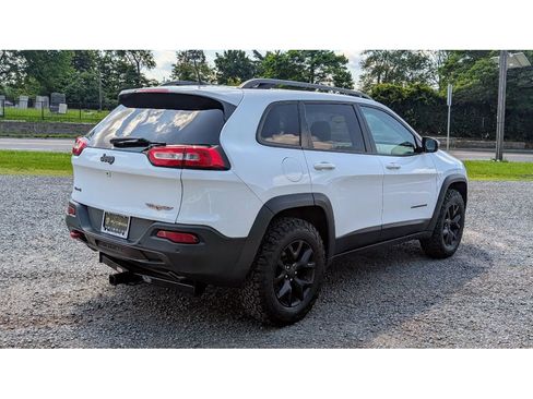 Used 2018 Jeep Cherokee Trailhawk w/ Comfort/Convenience Group image 7