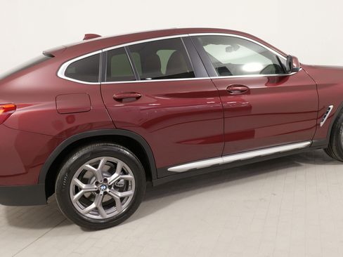 Used 2023 BMW X4 xDrive30i w/ Premium Package image 10