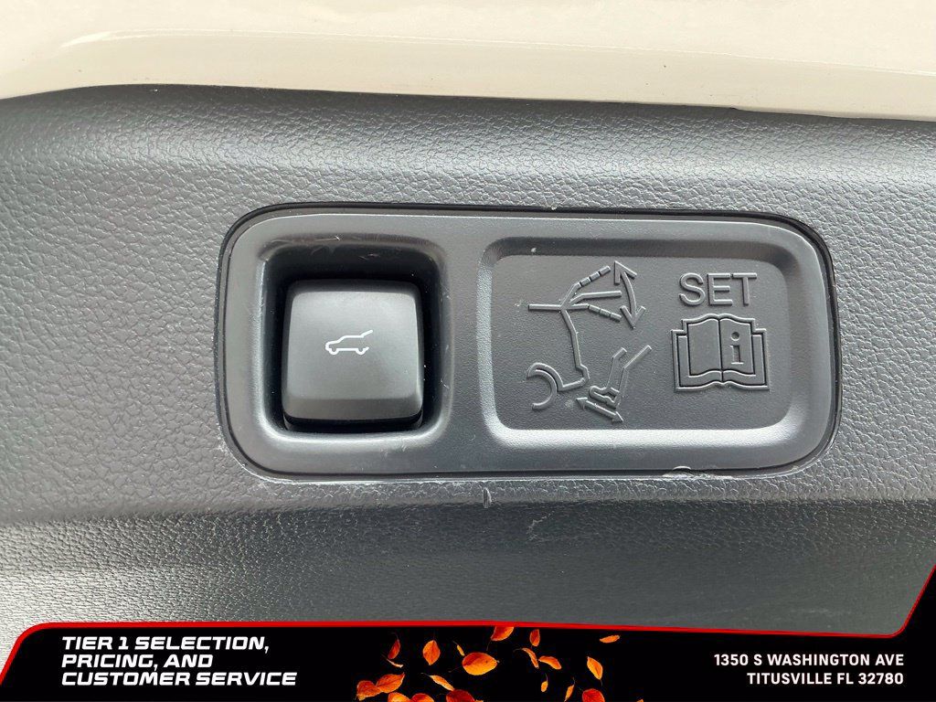 Used 2023 Ford Expedition Max Limited RWD image 23