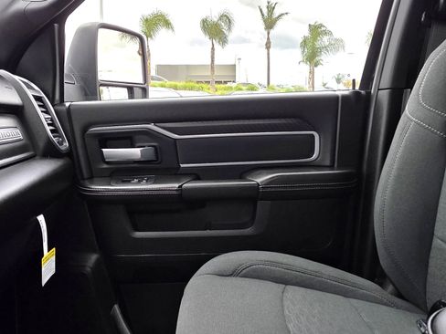 New 2025 RAM 2500 Big Horn image 18