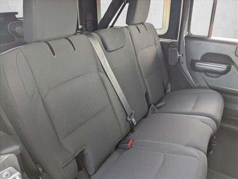 Used 2020 Jeep Wrangler Unlimited Sport image 19