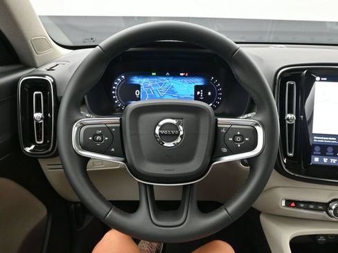 New 2026 Volvo XC40 B5 Plus w/ Protection Package Premier AWD/4WD image 23