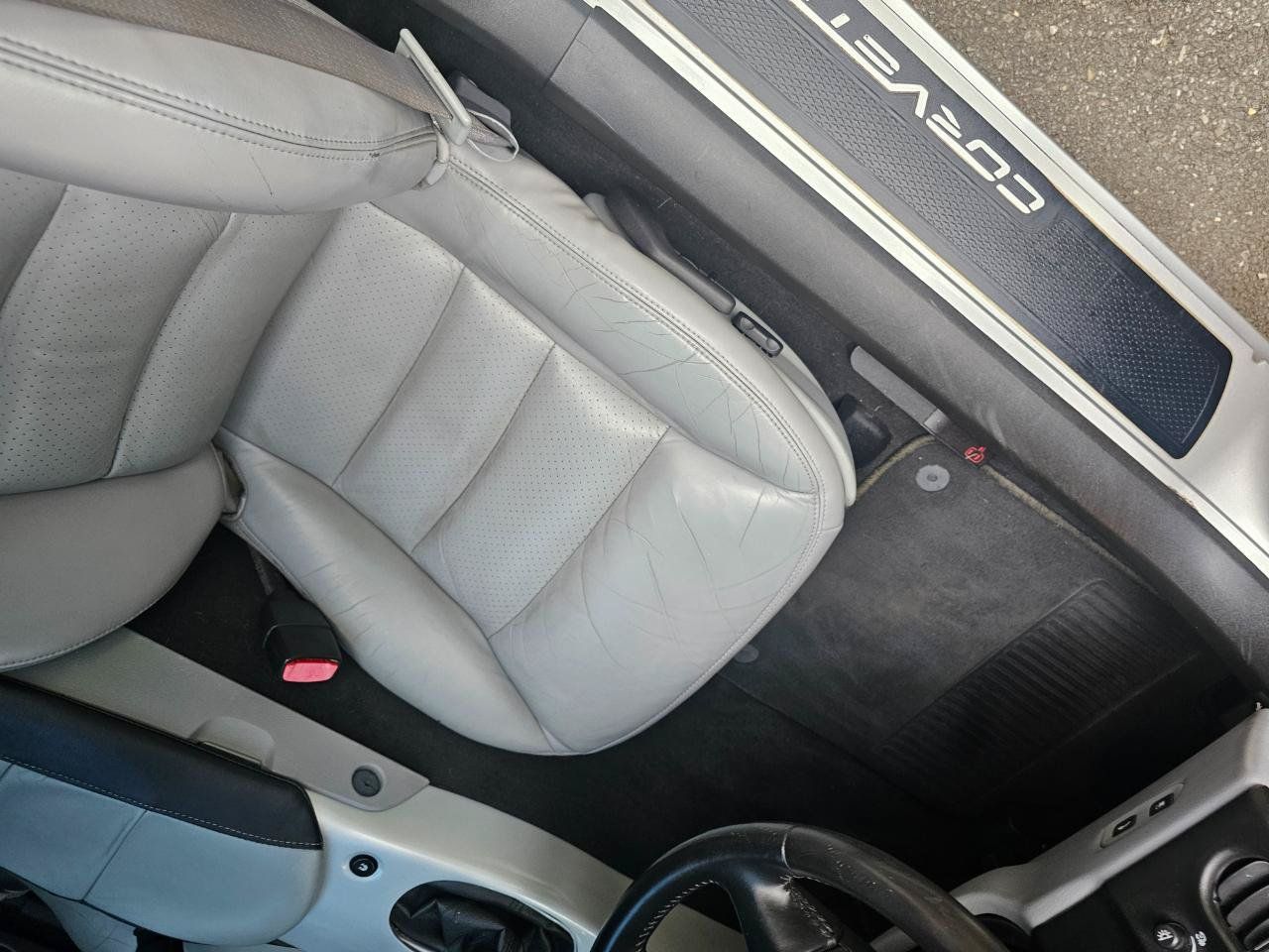 Used 2005 Chevrolet Corvette Coupe w/ Preferred Equipment Group RWD image 18