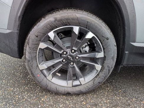 New 2026 Chevrolet Equinox RS w/ Convenience Package III AWD/4WD image 26