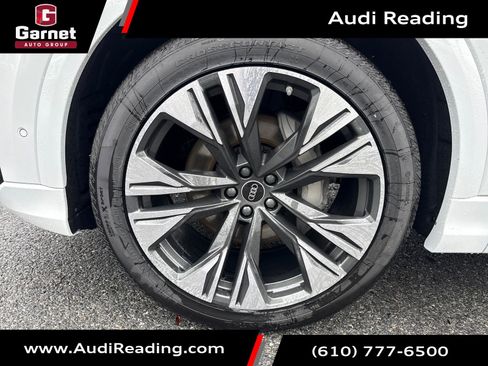 New 2026 Audi Q8 Premium Plus image 9