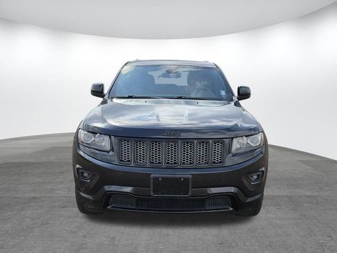 Used 2015 Jeep Grand Cherokee Altitude image 2
