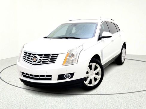 Used 2015 Cadillac SRX Premium w/ Trailering Package image 2