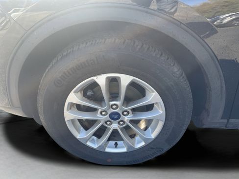 Used 2022 Ford Escape SE image 9