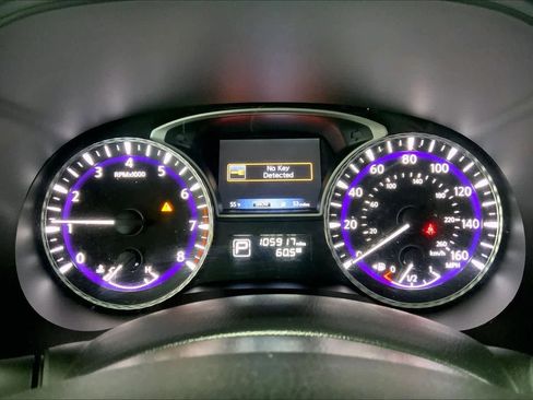 Used 2017 INFINITI QX60 Luxe w/ Deluxe Technology Package image 15