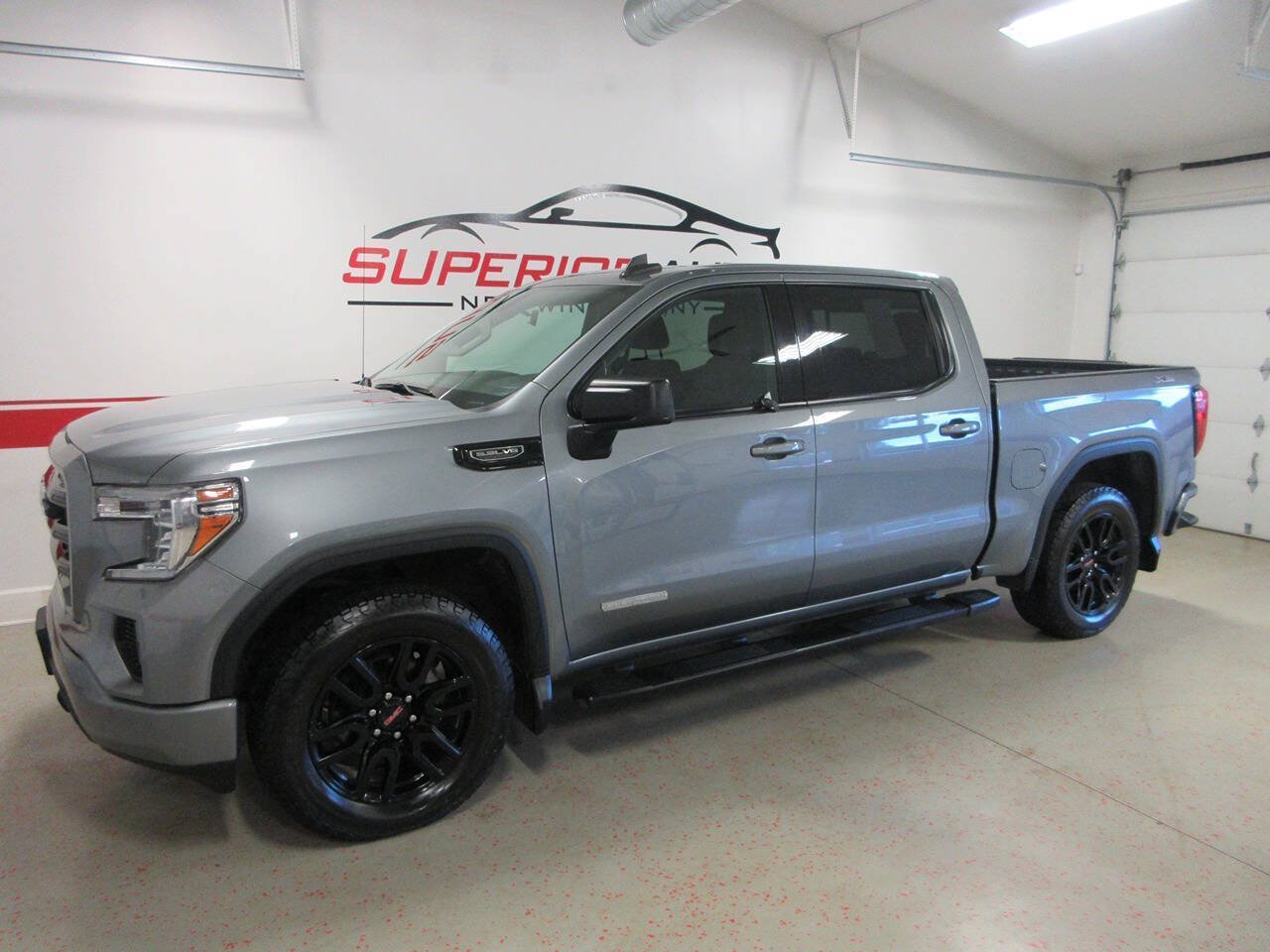 Used 2020 GMC Sierra 1500 Elevation w/ Elevation Value Package AWD/4WD image 1