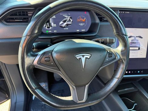 Used 2018 Tesla Model X 100D image 12