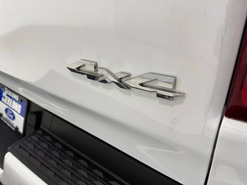 Used 2022 RAM 1500 Big Horn AWD/4WD image 9