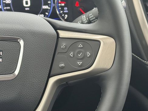 Used 2023 GMC Acadia Denali w/ Denali Ultimate Package image 17