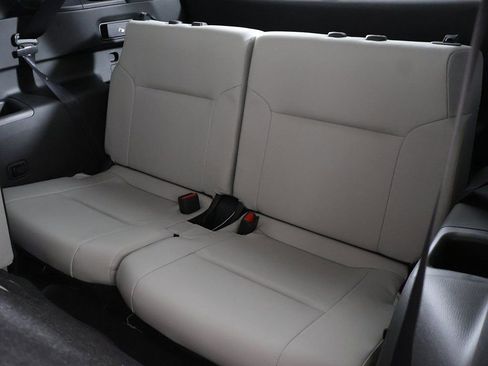 New 2025 Mitsubishi Outlander SE AWD/4WD image 33