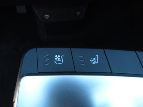 Used 2023 Kia EV6 Wind image 22