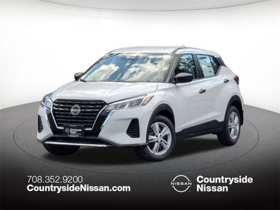 New 2025 Nissan Kicks Play S