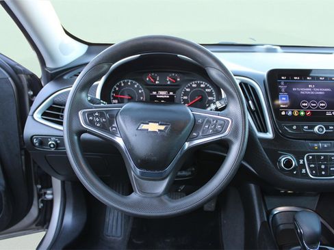 Used 2024 Chevrolet Malibu LT image 16