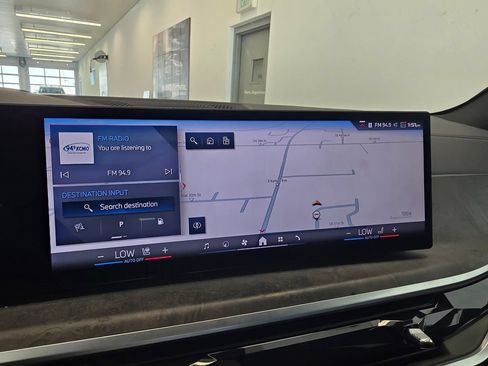 Used 2025 BMW X5 M60i w/ Climate Comfort Package AWD/4WD image 15
