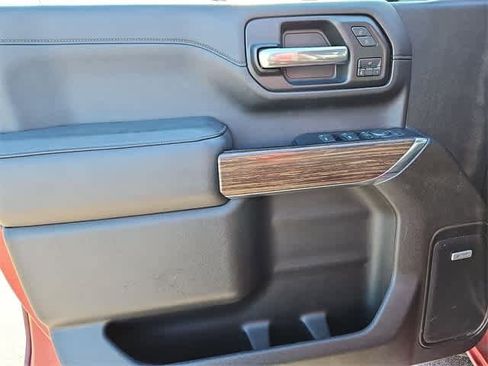 Certified 2020 Chevrolet Silverado 2500 High Country w/ Z71 Off-Road Package image 26