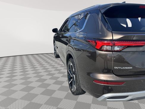 Used 2022 Mitsubishi Outlander SEL image 7