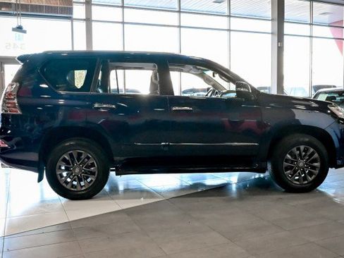 Used 2018 Lexus GX 460 Premium image 4