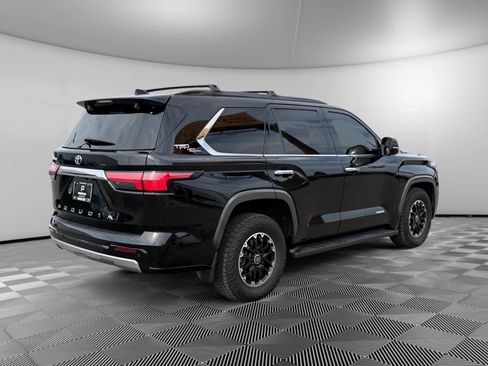 Used 2023 Toyota Sequoia Limited w/ TRD Off-Road Package AWD/4WD image 5