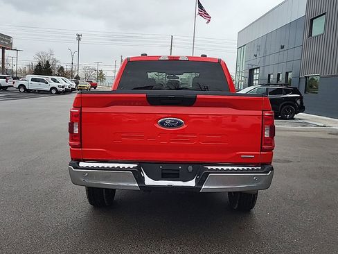 Used 2023 Ford F150 XLT image 4