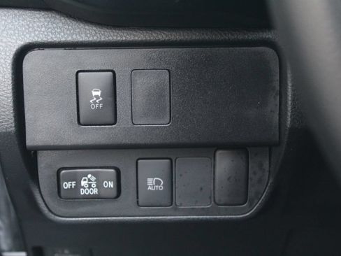 Used 2021 Toyota Tacoma SR w/ SR Convenience Package RWD image 25