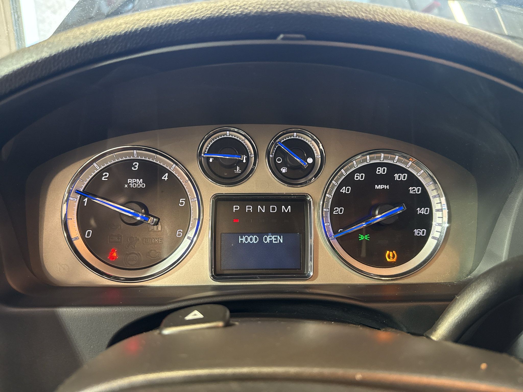 Used 2014 Cadillac Escalade Premium AWD/4WD image 19
