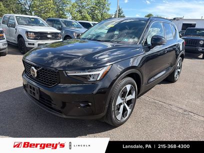 Used 2023 Volvo XC40 B5 Plus w/ Driver Assist Package