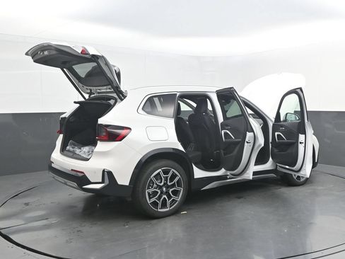 New 2026 BMW X1 xDrive28i w/ Technology Package AWD/4WD image 50