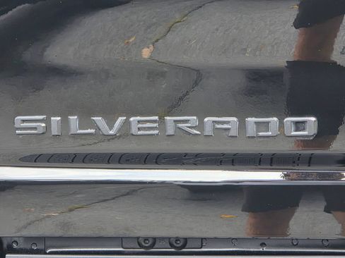 Used 2024 Chevrolet Silverado 2500 Custom w/ Custom Value Package AWD/4WD image 37