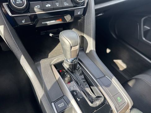 Used 2021 Honda Civic EX image 32