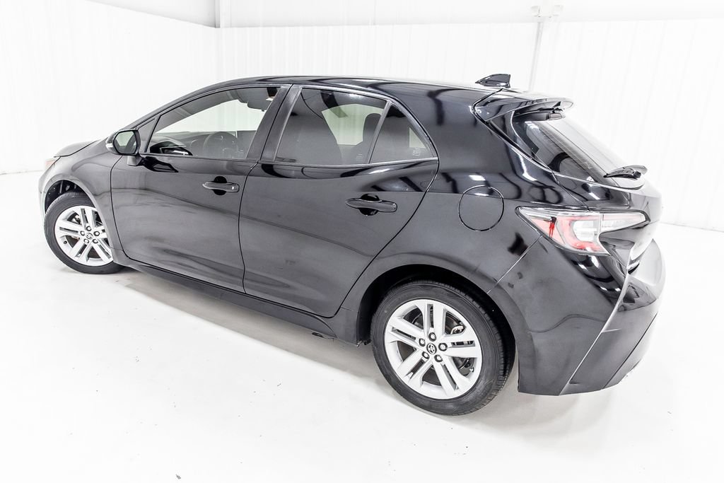 Used 2020 Toyota Corolla SE w/ SE Preferred Package FWD image 4