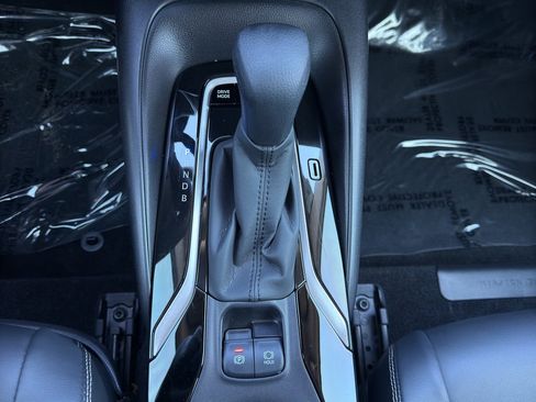 Used 2022 Toyota Corolla LE image 23