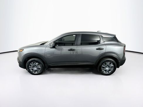 Used 2025 Nissan Kicks S FWD image 4