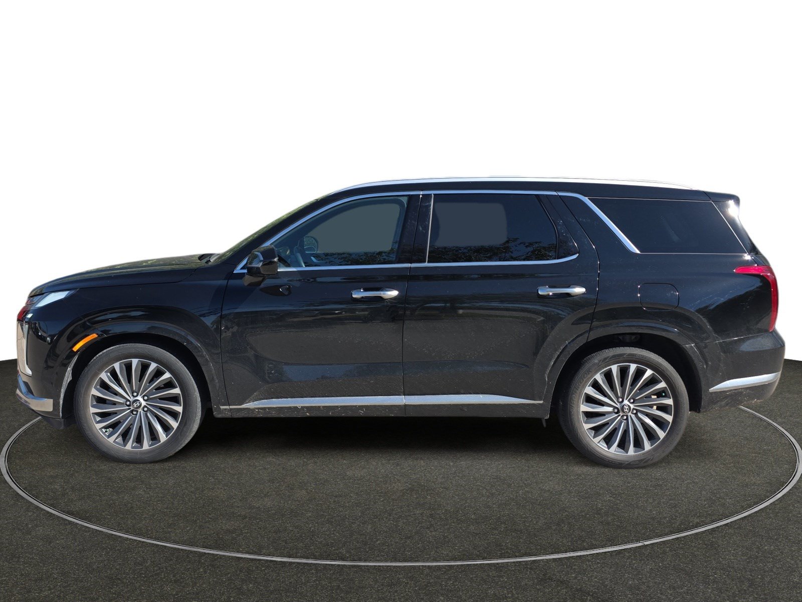 Used 2024 Hyundai Palisade Calligraphy AWD/4WD image 2