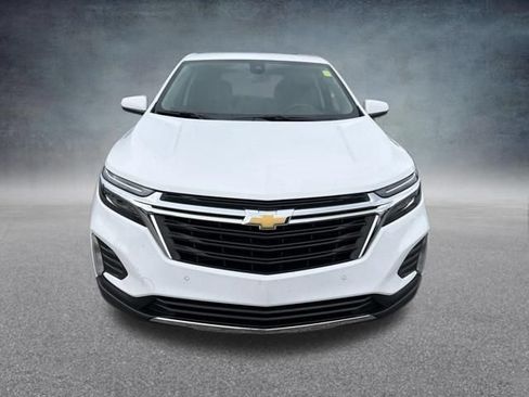 Used 2024 Chevrolet Equinox LT FWD image 3