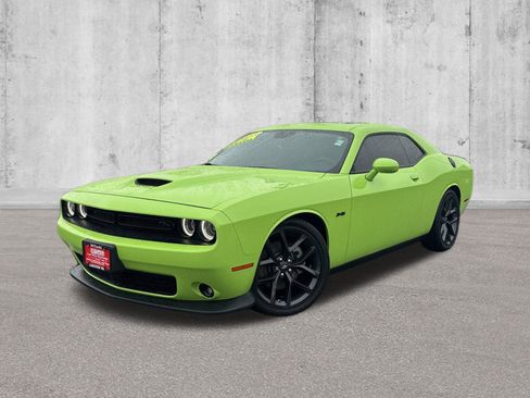 Used 2023 Dodge Challenger R/T w/ Plus Package image 1