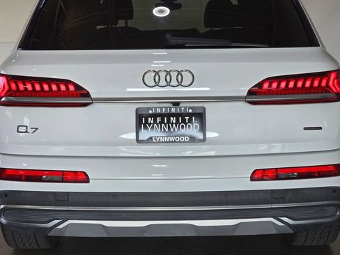 Used 2021 Audi Q7 3.0T Premium Plus w/ Executive Package AWD/4WD image 28