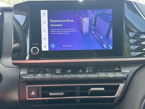 Used 2025 Toyota Camry LE image 28