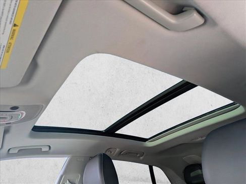 Used 2023 Audi Q8 Premium Plus image 13