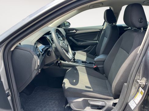 Used 2021 Volkswagen Jetta S w/ Driver Assistance Package FWD image 9